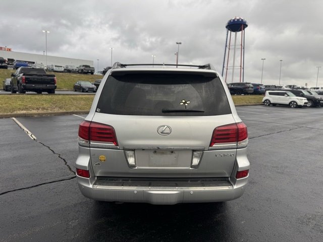 Used 2015 Lexus LX 570 4WD image 4