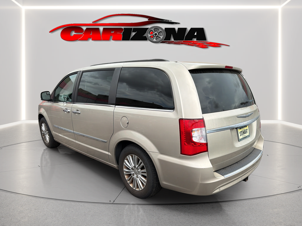 Used 2015 Chrysler Town & Country Touring-L w/ Driver Convenience Group FWD image 8