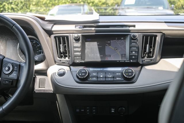 Used 2017 Toyota RAV4 Limited w/ Advanced Technology Package FWD image 17