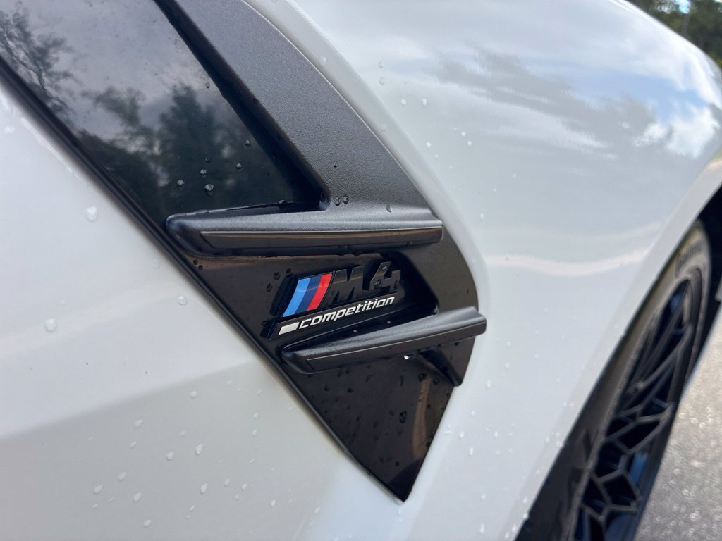 Used 2021 BMW M4 Competition w/ Executive Package RWD image 8