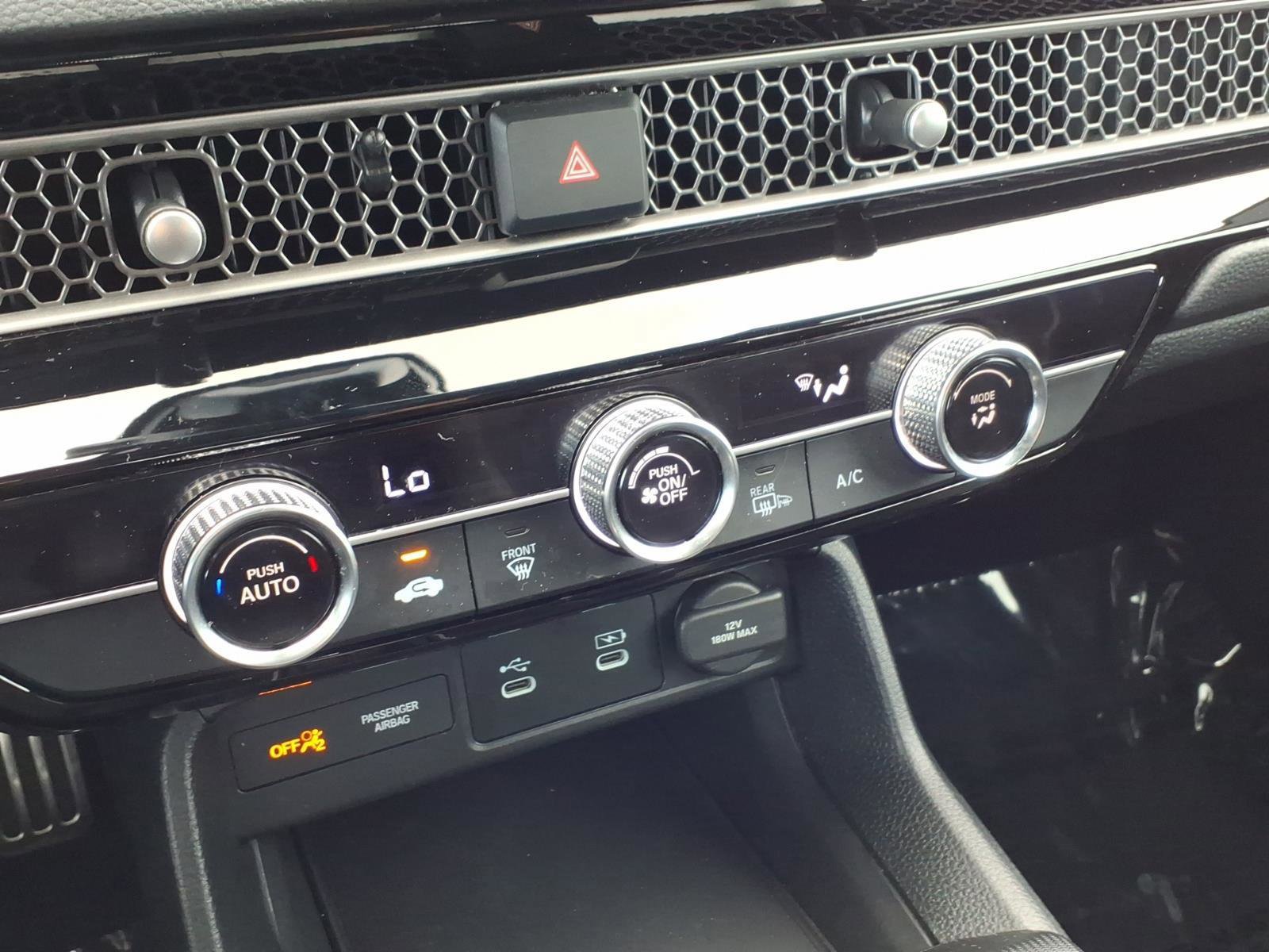 Used 2025 Honda Civic Sport image 32