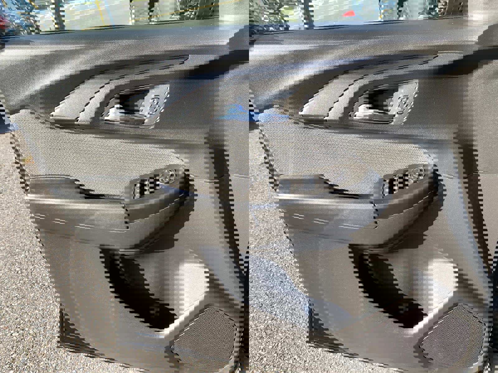 Used 2023 Chevrolet TrailBlazer LT image 19