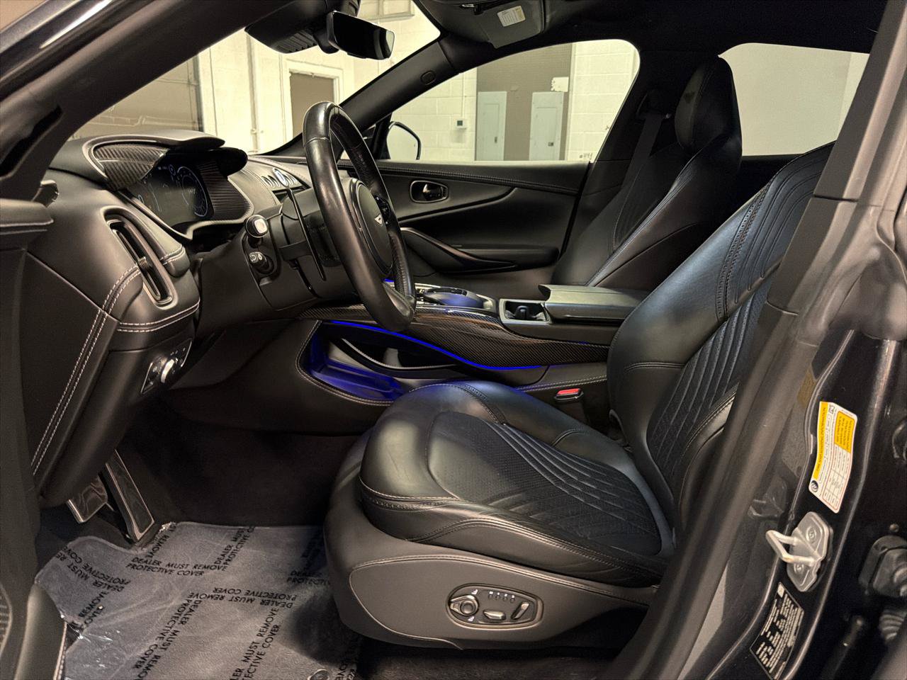 Used 2021 Aston Martin DBX AWD/4WD image 21