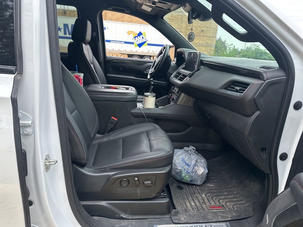 Used 2023 Chevrolet Tahoe RST image 9