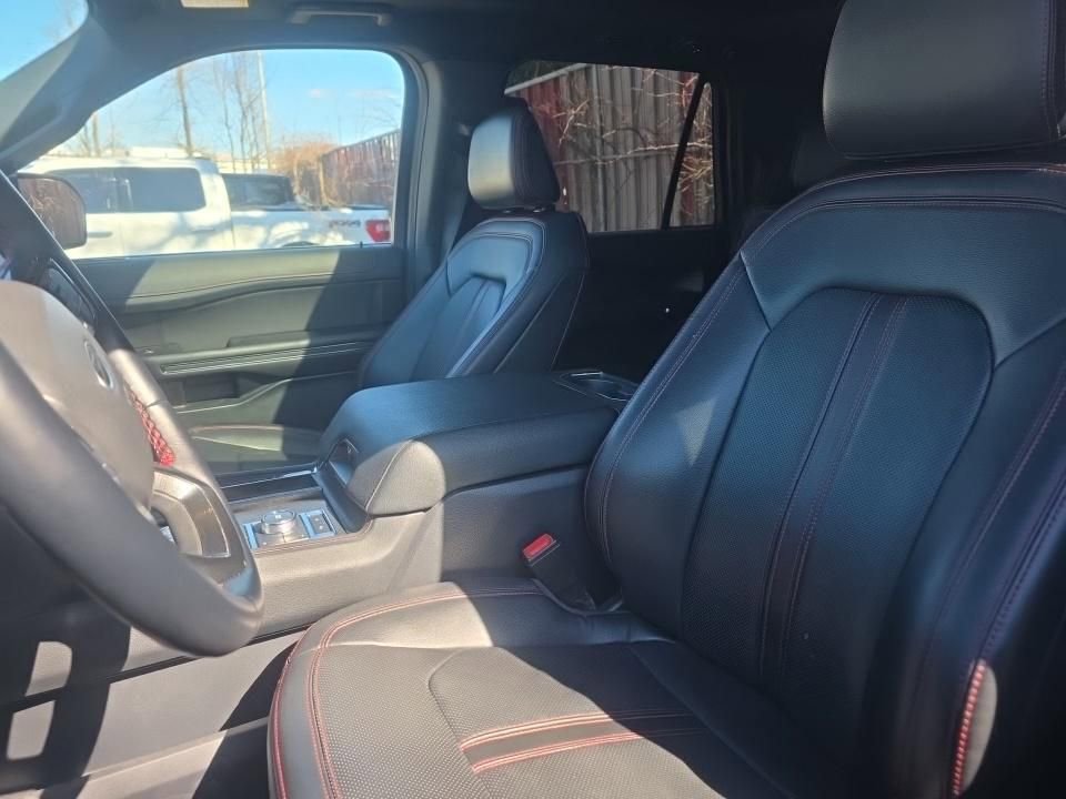Used 2022 Ford Expedition Max Limited image 6