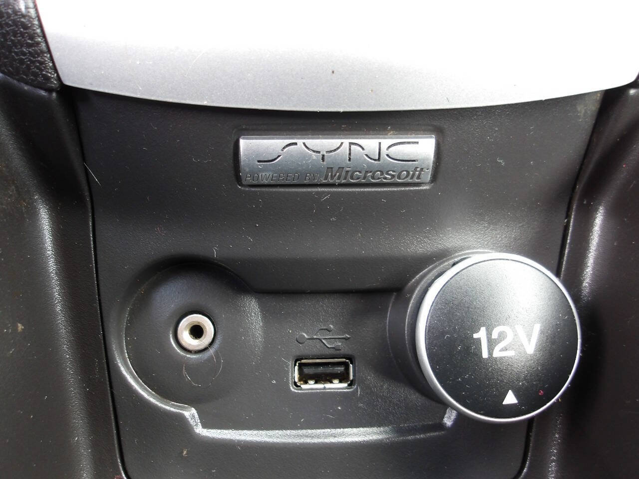 Used 2014 Ford Fiesta SE FWD image 15