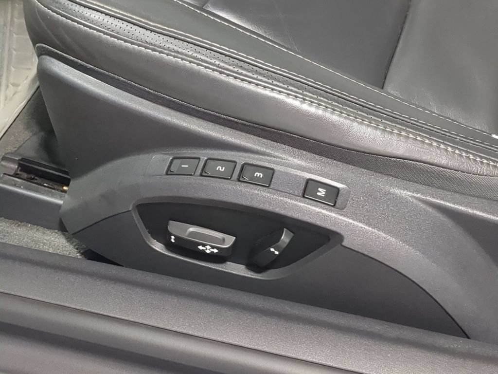 Used 2011 Volvo C70 T5 FWD image 20