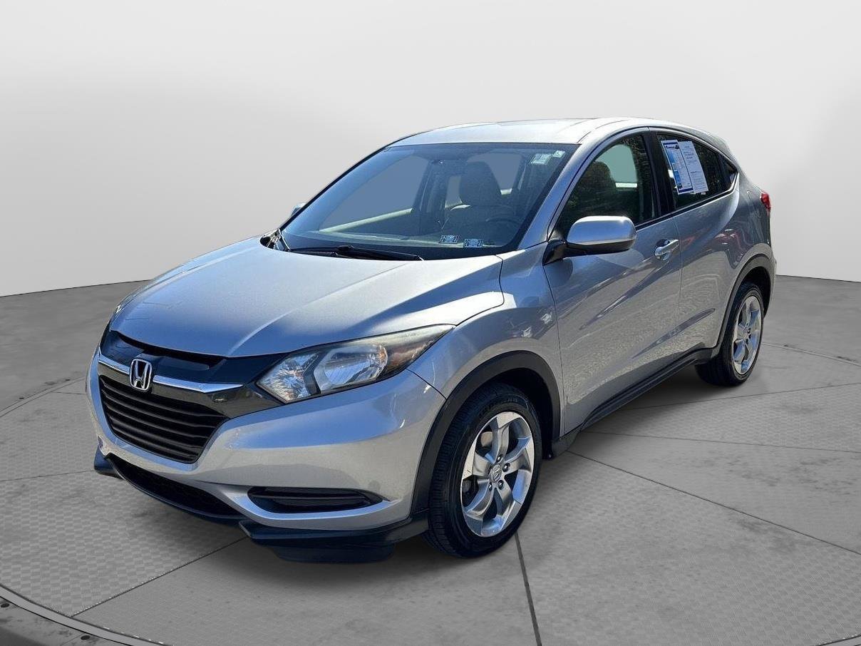 Used 2017 Honda HR-V LX image 7