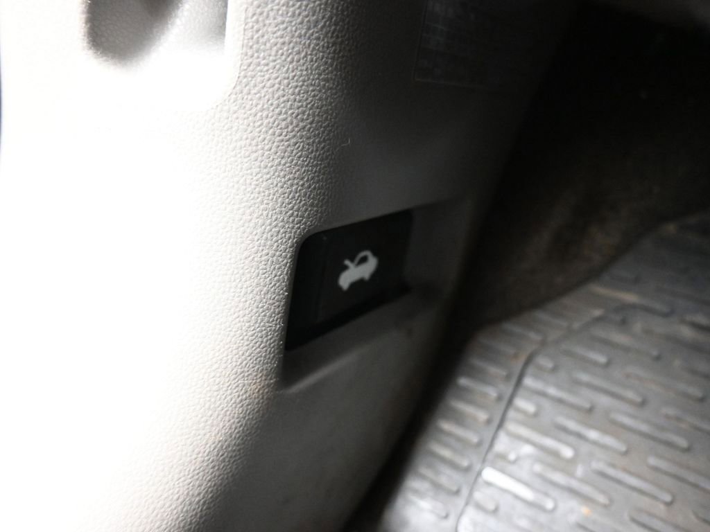 Used 2012 Honda Pilot EX image 25