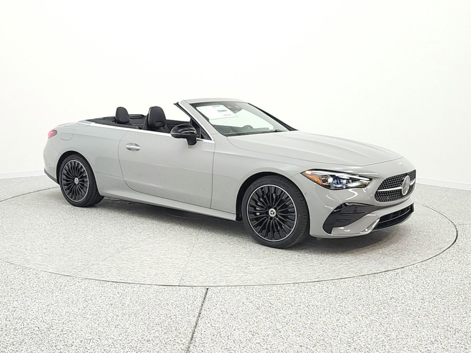 New 2026 Mercedes-Benz CLE 450 4MATIC Cabriolet image 3