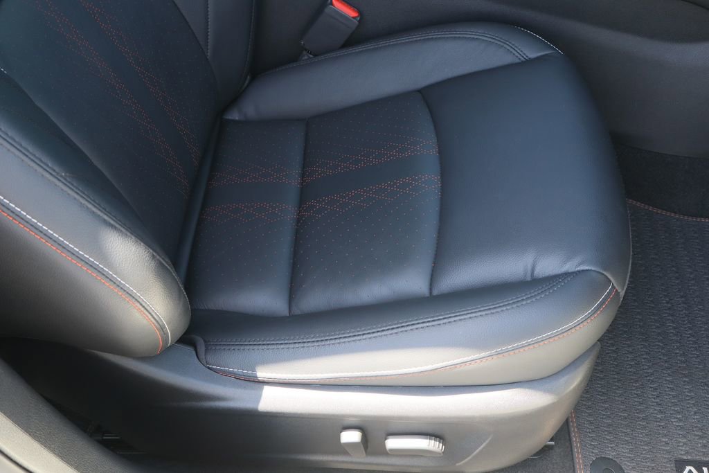 Used 2023 Nissan Altima 2.5 SR w/ SR Premium Package image 28