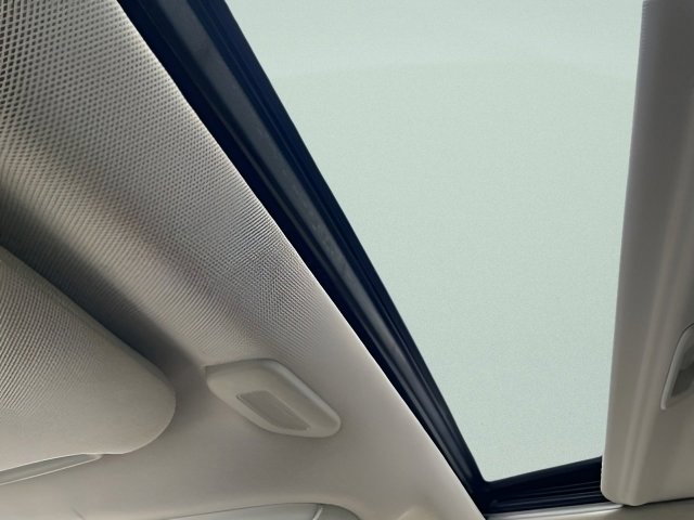 Used 2019 INFINITI QX60 Luxe w/ Essential Package image 25