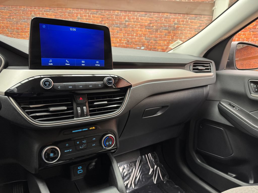 Used 2022 Ford Escape SE AWD/4WD image 16