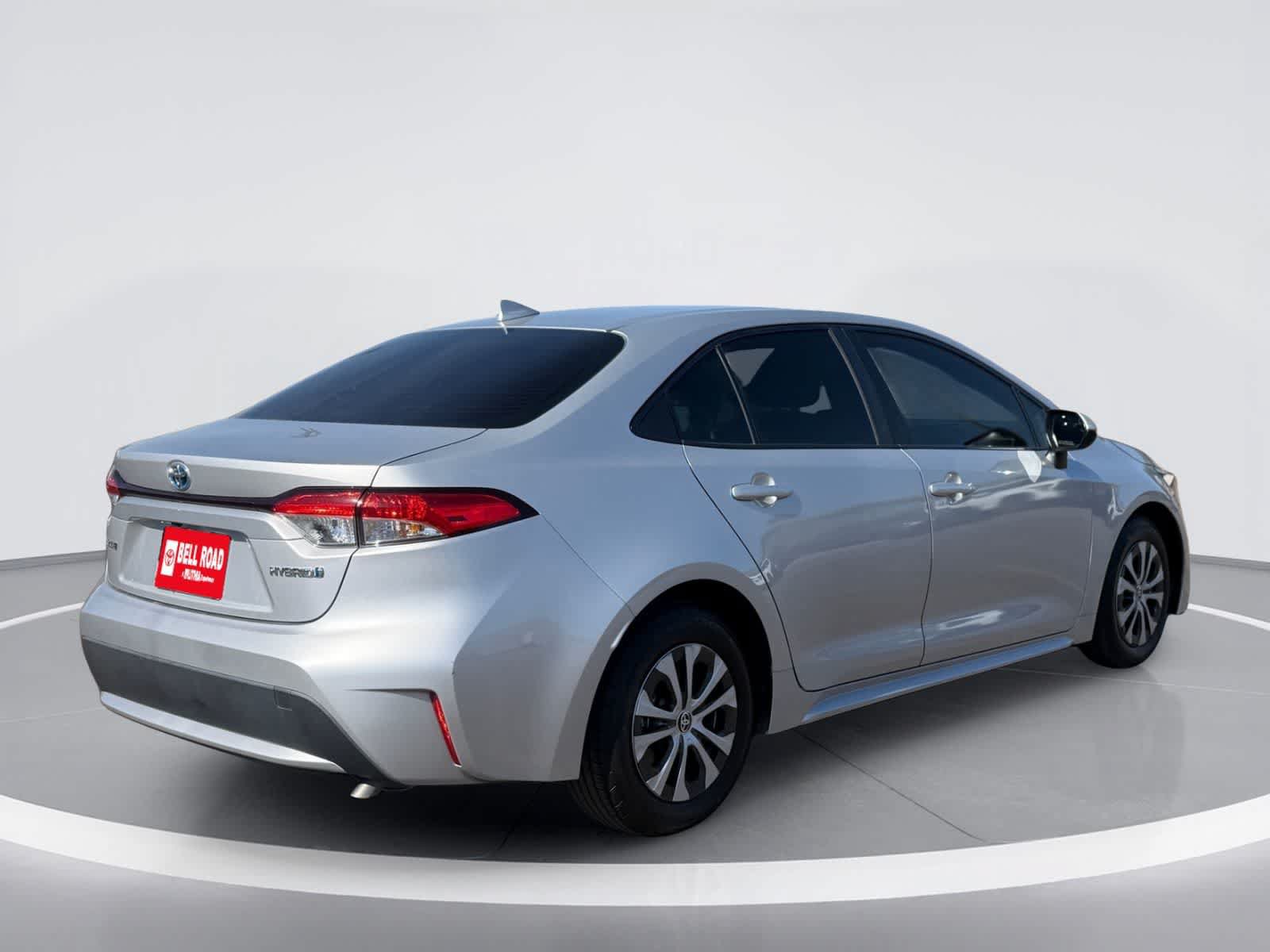 Used 2022 Toyota Corolla LE w/ Carpet Mat Package (TMS) FWD image 7