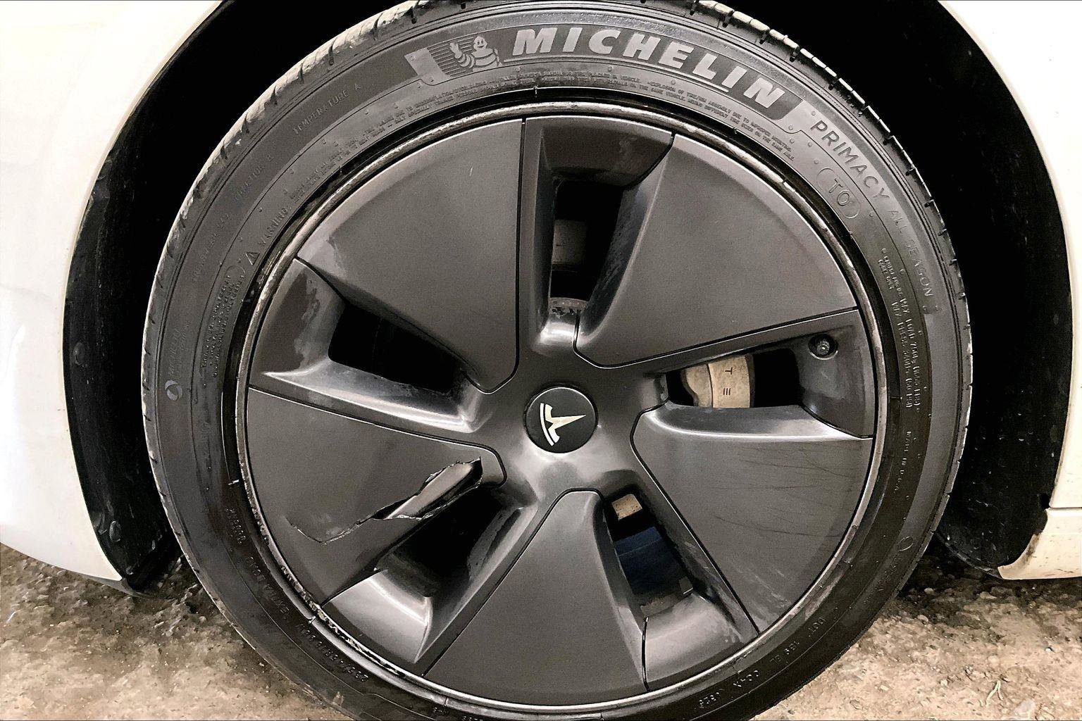 Used 2023 Tesla Model 3 Long Range image 8