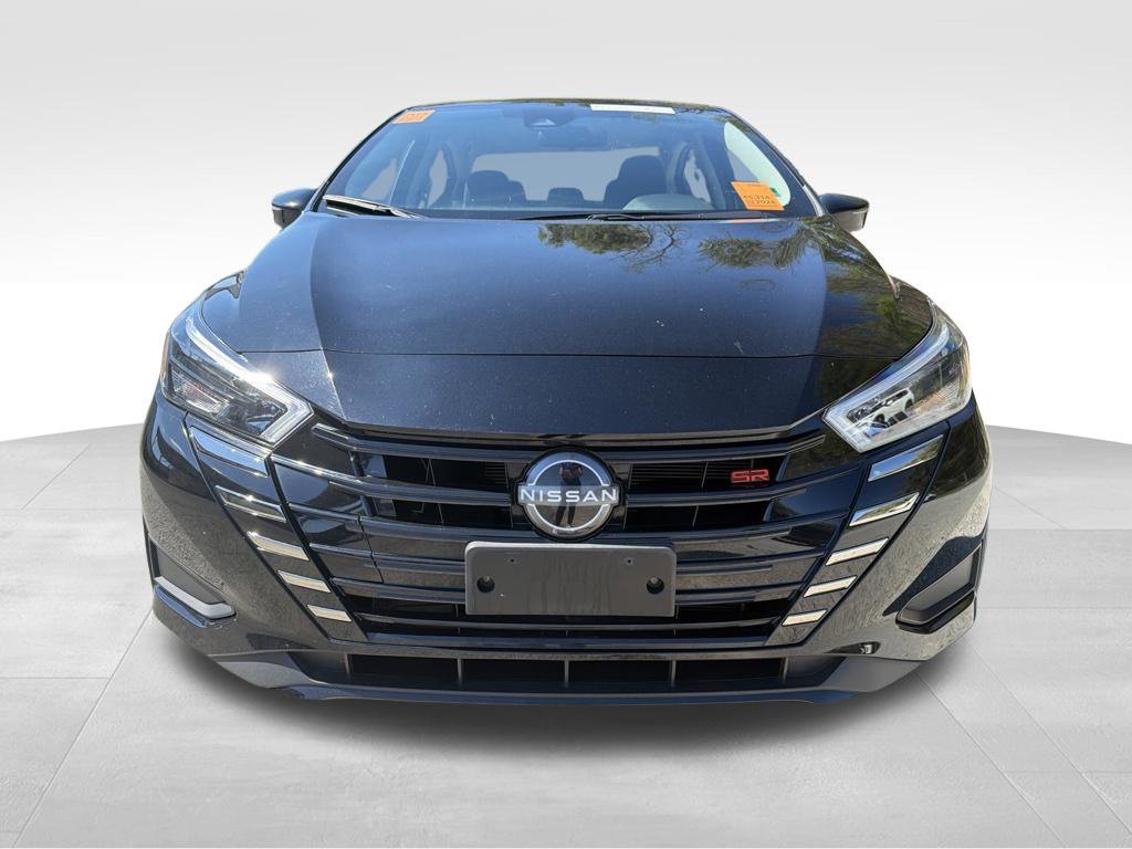 Used 2024 Nissan Versa SR FWD image 44