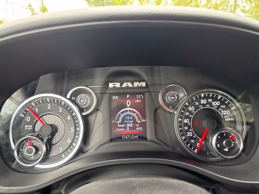 Used 2025 RAM 1500 Big Horn AWD/4WD image 22