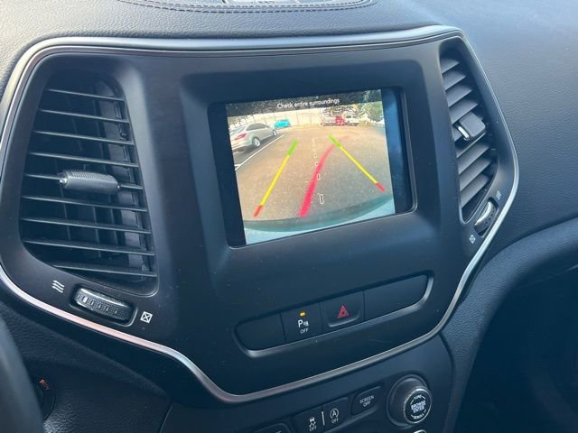 Used 2020 Jeep Cherokee Latitude Plus image 25