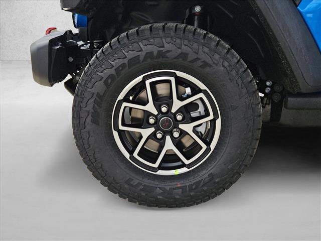 New 2026 Jeep Gladiator Rubicon w/ Steel Power Dome Hood Package AWD/4WD image 10