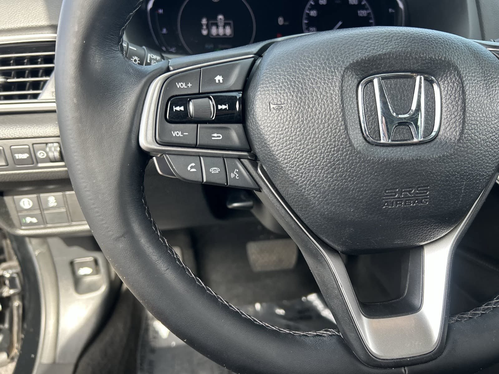 Certified 2021 Honda Accord Touring image 29