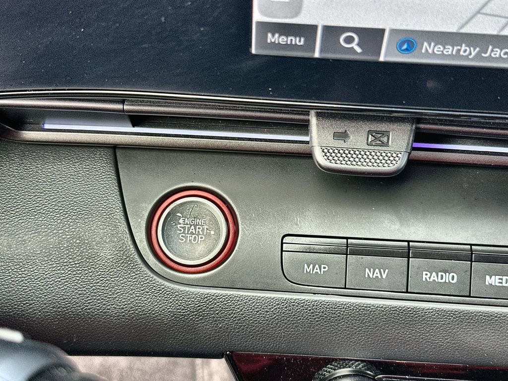 Used 2025 Hyundai Elantra N Line image 17