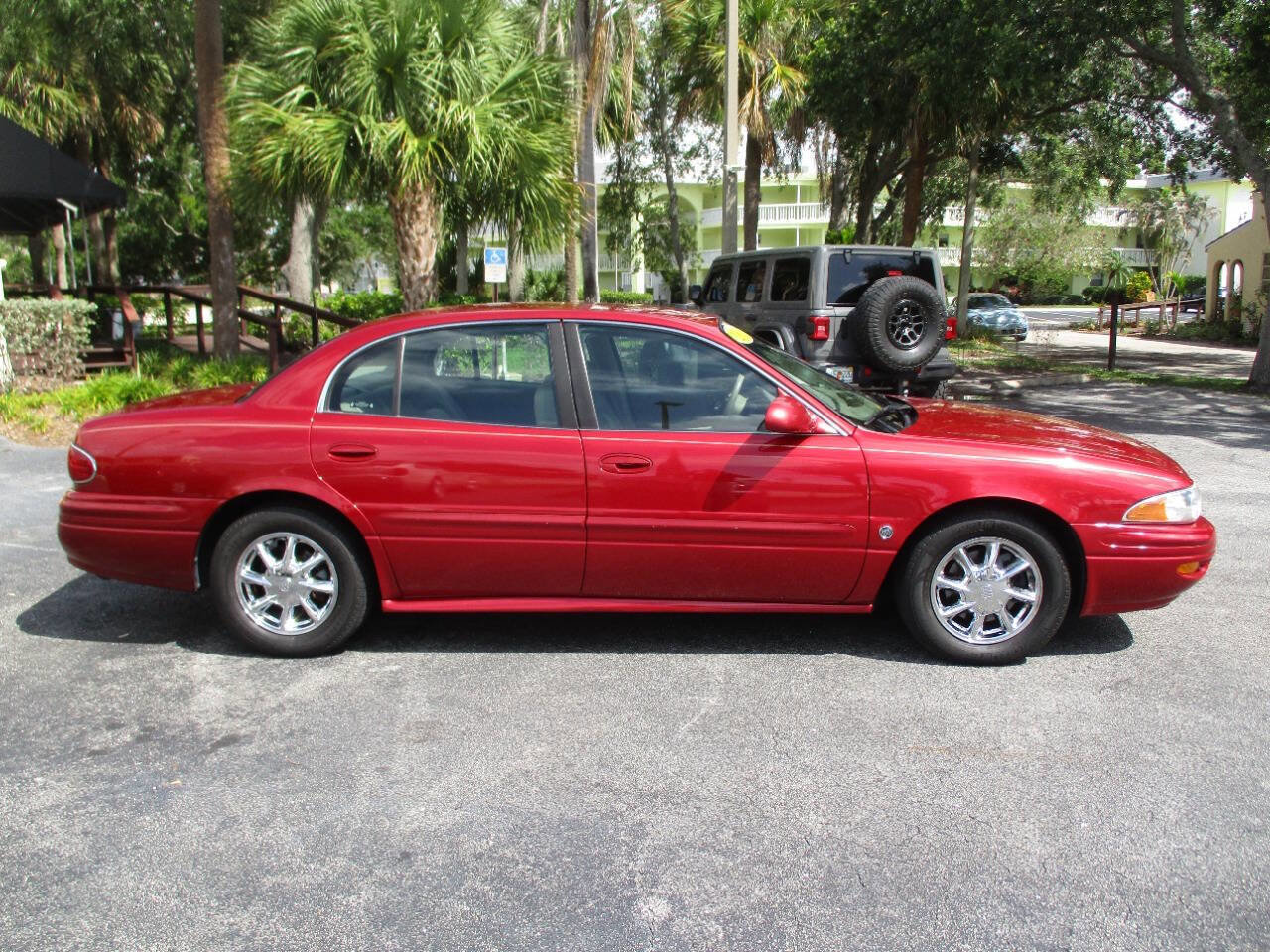 Used 2003 Buick Le Sabre Limited w/ Celebration Edition Package FWD image 3