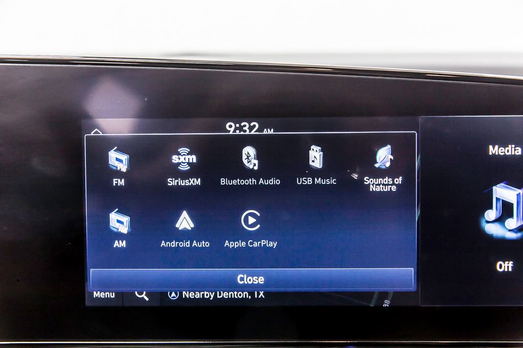 Used 2025 Hyundai Elantra SEL FWD image 20