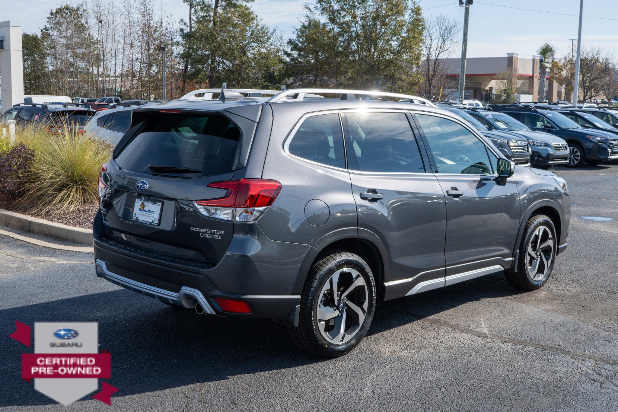 Used 2023 Subaru Forester Touring image 3