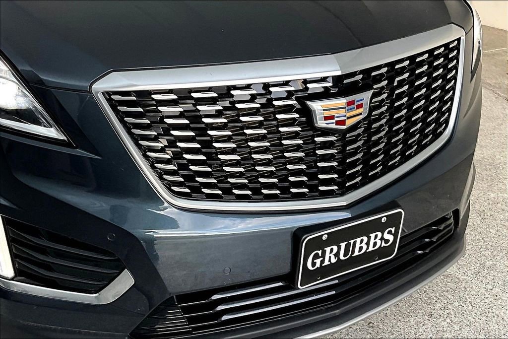 Used 2021 Cadillac XT5 Premium Luxury image 37