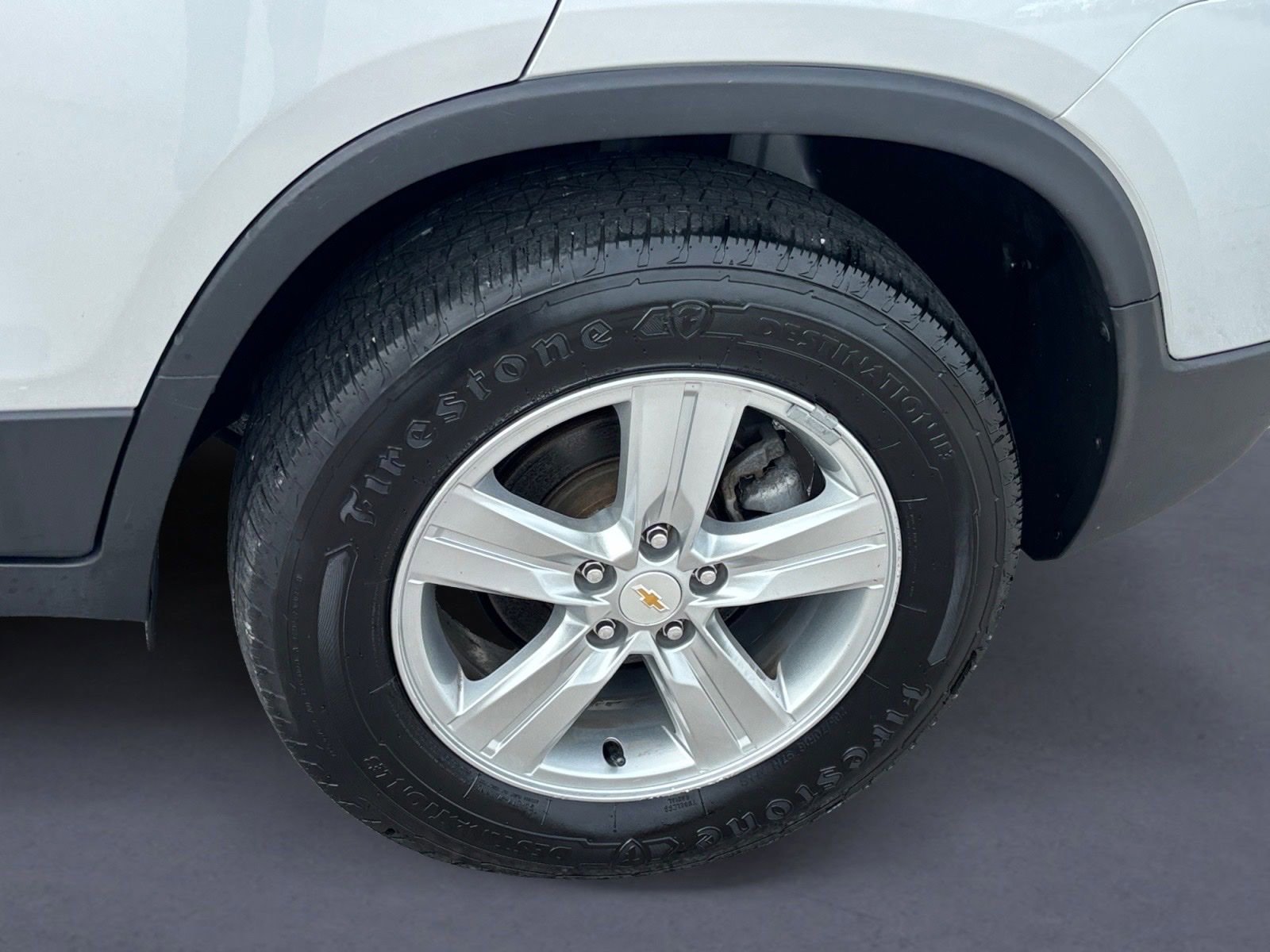 Used 2022 Chevrolet Trax LT w/ LT Convenience Package AWD/4WD image 9