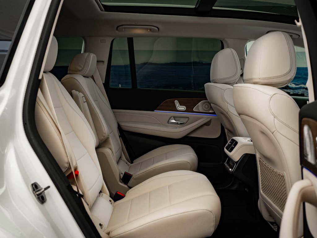 New 2026 Mercedes-Benz GLS 450 4MATIC image 47
