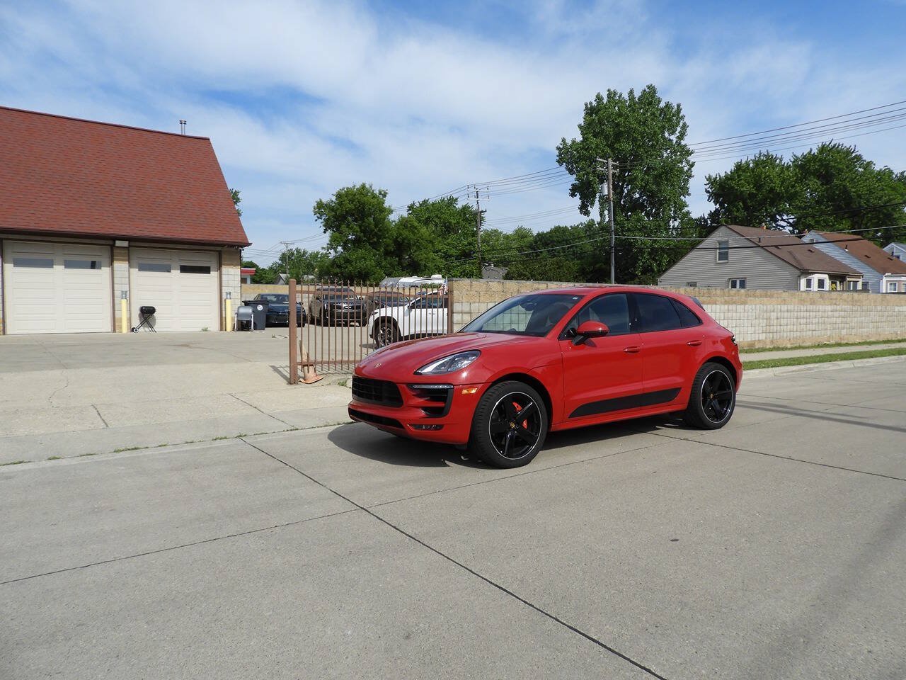 Used 2018 Porsche Macan GTS AWD/4WD image 4