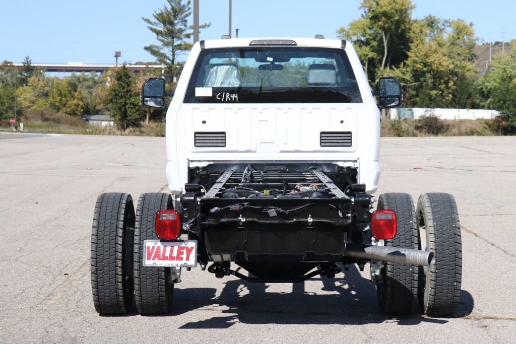 New 2026 Ford F550 2WD Regular Cab Super Duty image 6