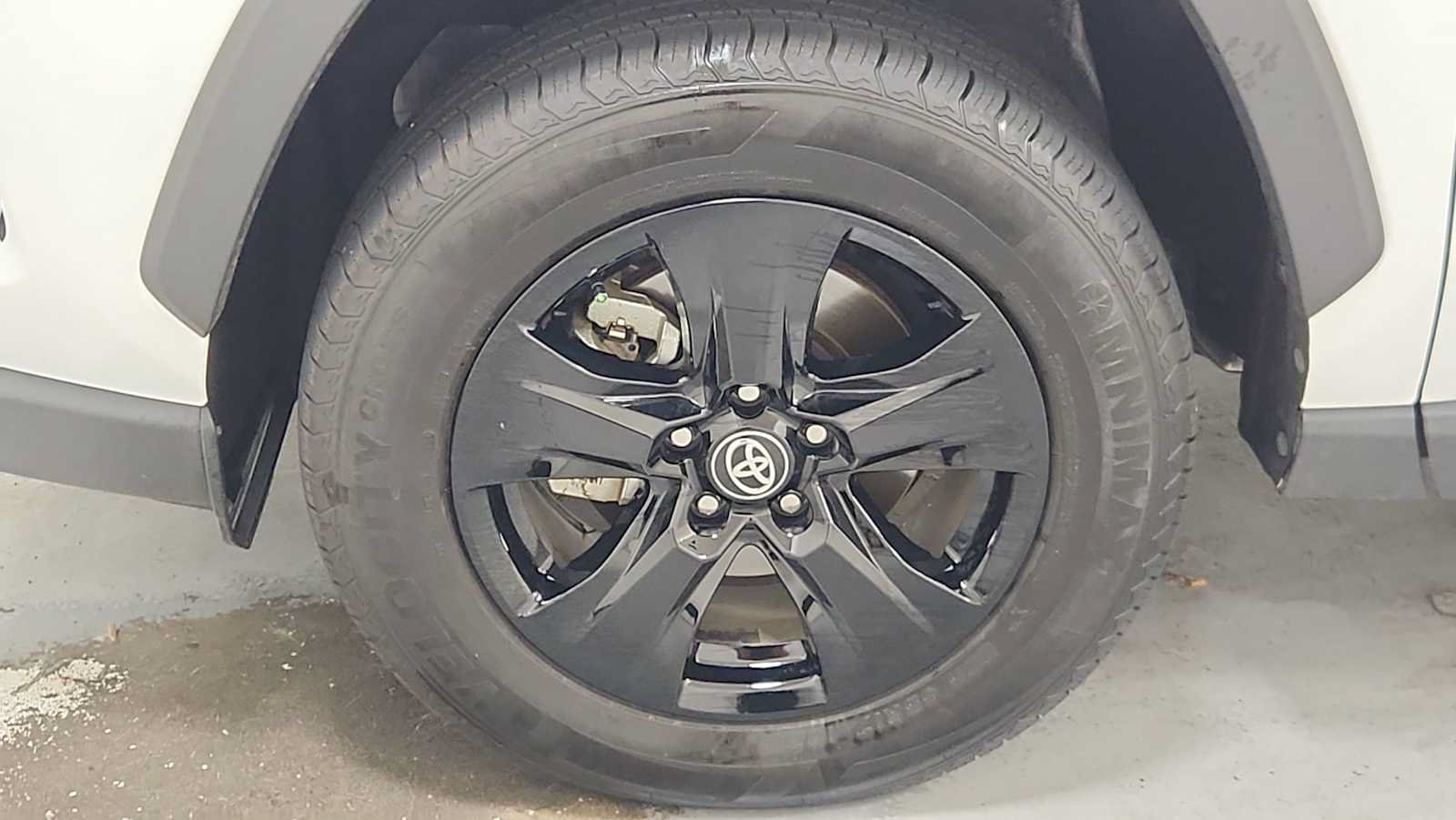Certified 2024 Toyota RAV4 XLE AWD/4WD image 10