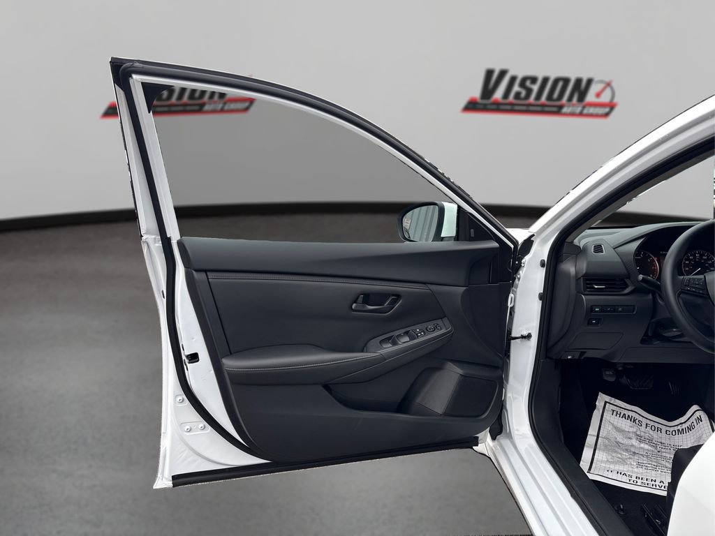 Used 2025 Nissan Sentra S image 22