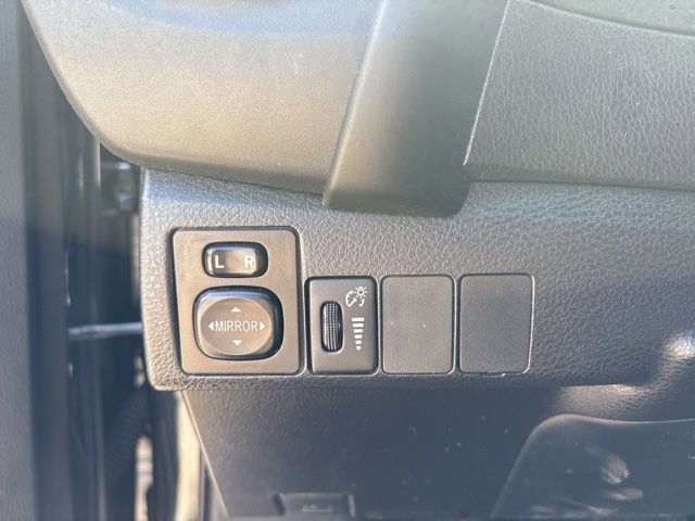 Used 2019 Toyota Corolla SE FWD image 23