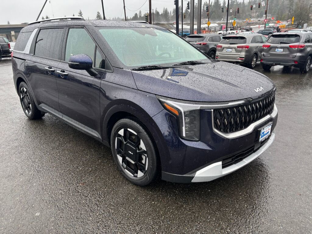 Certified 2025 Kia Carnival EX image 3