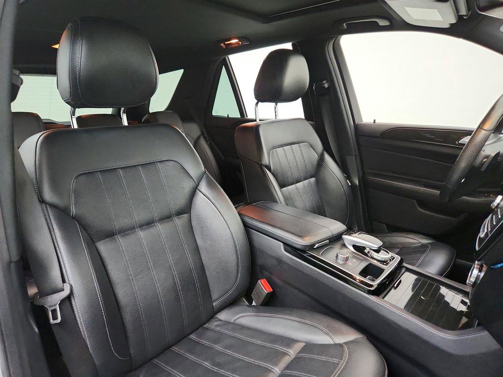 Used 2017 Mercedes-Benz GLE 350 image 28