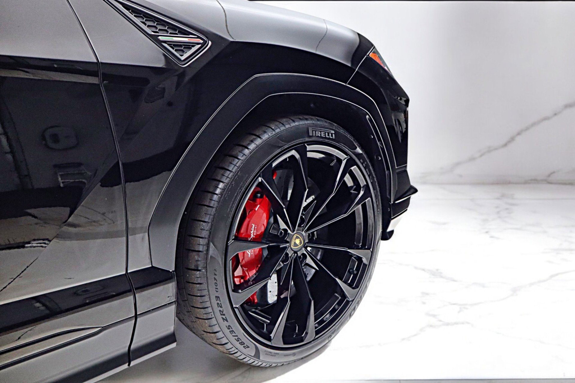 Used 2024 Lamborghini Urus S image 18