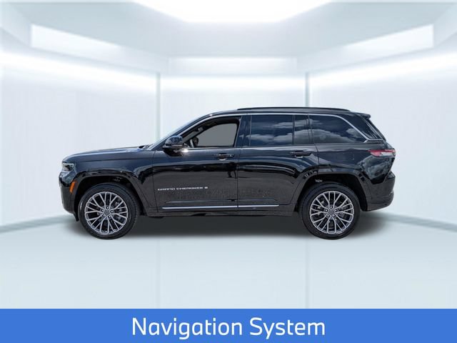 New 2026 Jeep Grand Cherokee Summit AWD/4WD image 2