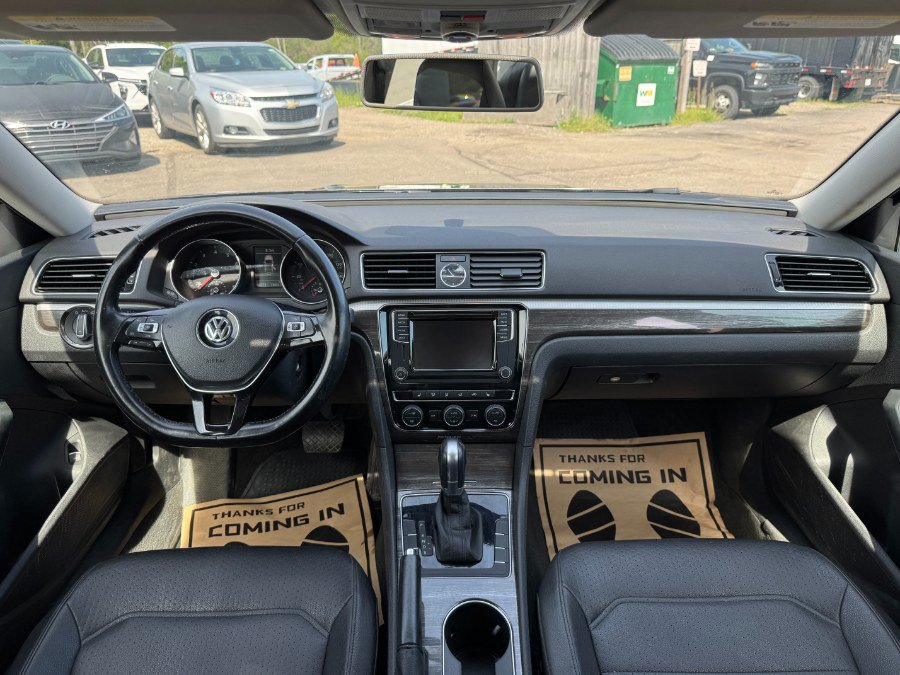 Used 2016 Volkswagen Passat 1.8T SE FWD image 20