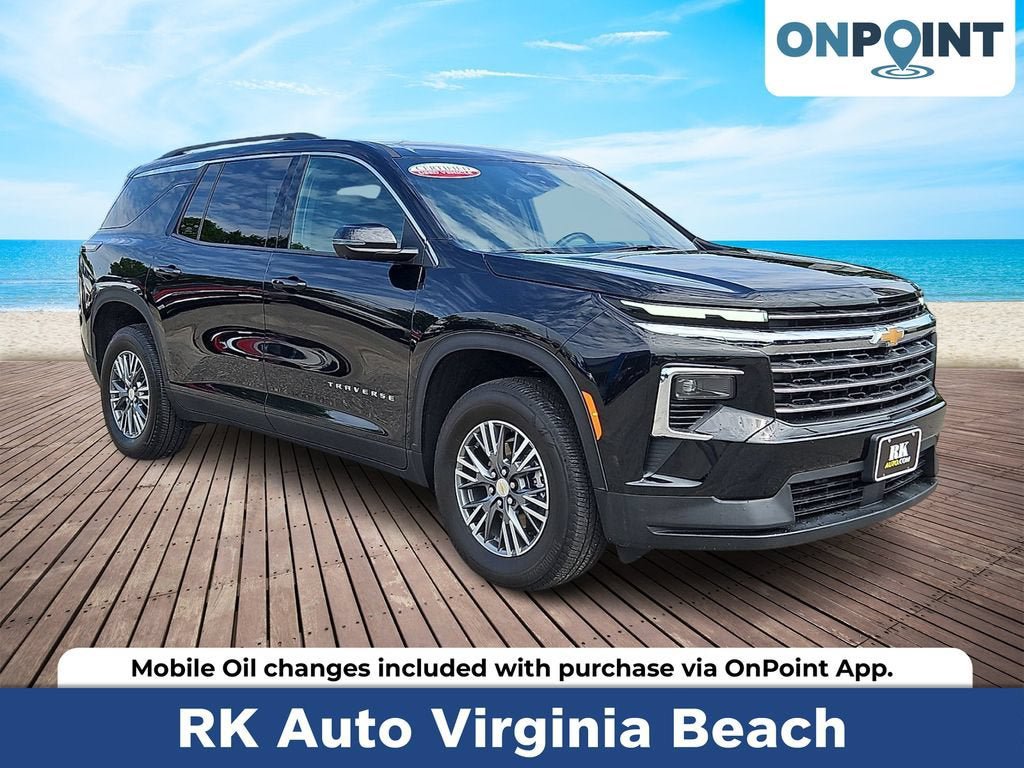 Certified 2025 Chevrolet Traverse LT w/ Driver Confidence Package