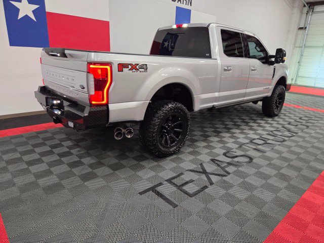 Used 2017 Ford F250 Platinum w/ Platinum Ultimate Package AWD/4WD image 25