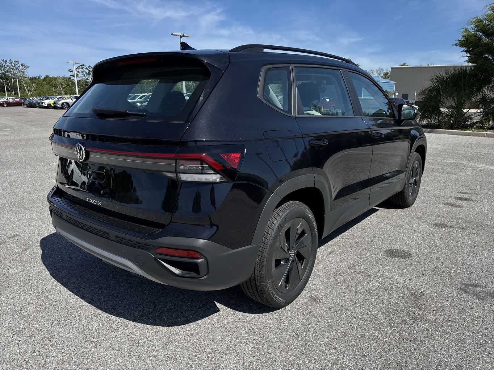 Used 2026 Volkswagen Taos S FWD image 14