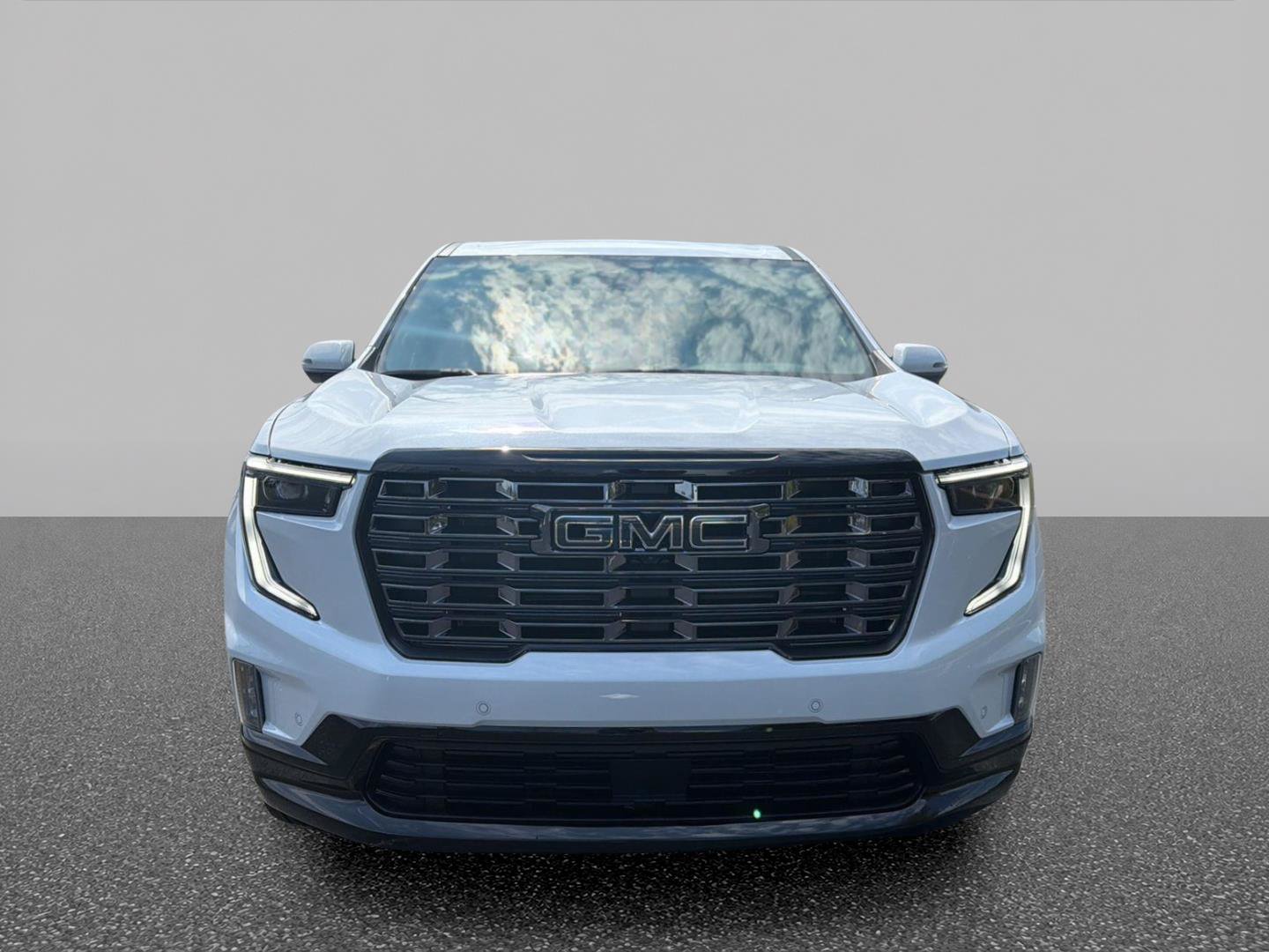 New 2027 GMC Acadia Denali Ultimate w/ LPO, Floor Liner Package AWD/4WD image 2
