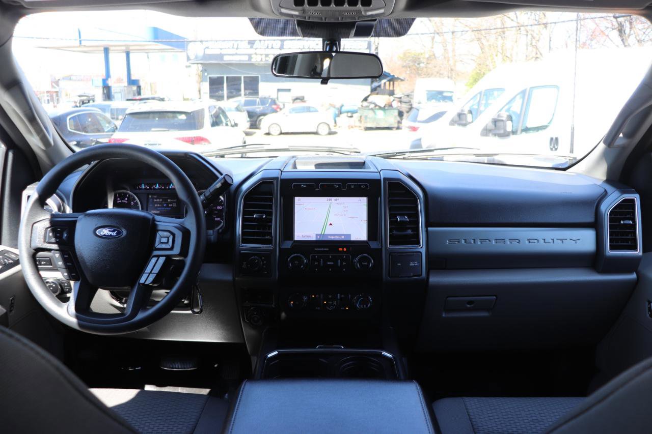 Used 2022 Ford F250 XLT w/ Black Appearance Package image 16
