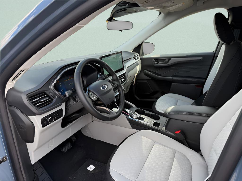 New 2026 Ford Escape Active w/ Tech Pack #1 AWD/4WD image 3