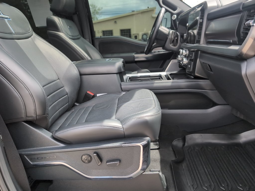 Used 2026 Ford F450 Platinum w/ FX4 Off-Road Package AWD/4WD image 22