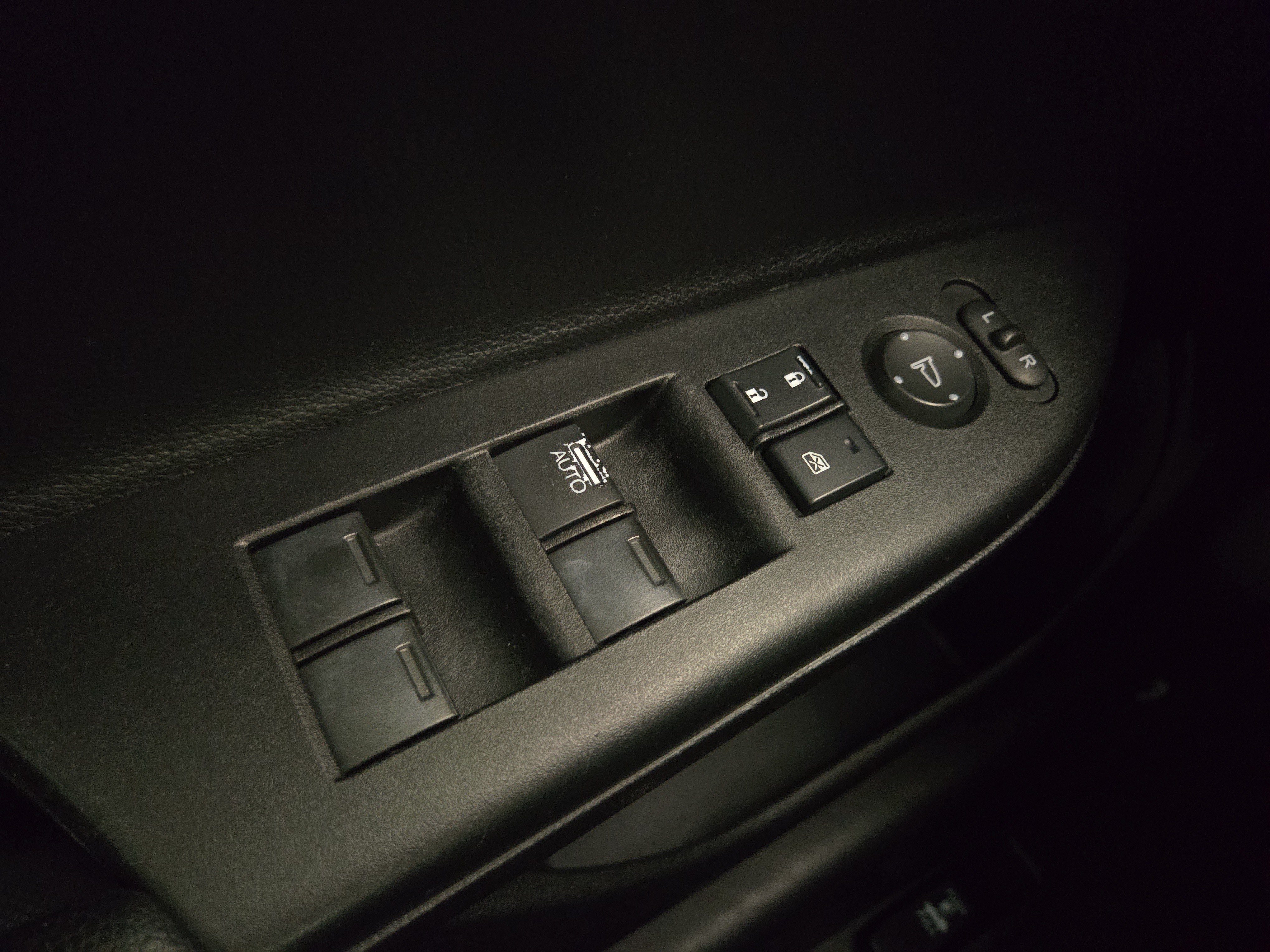 Used 2016 Honda Accord Sport image 26