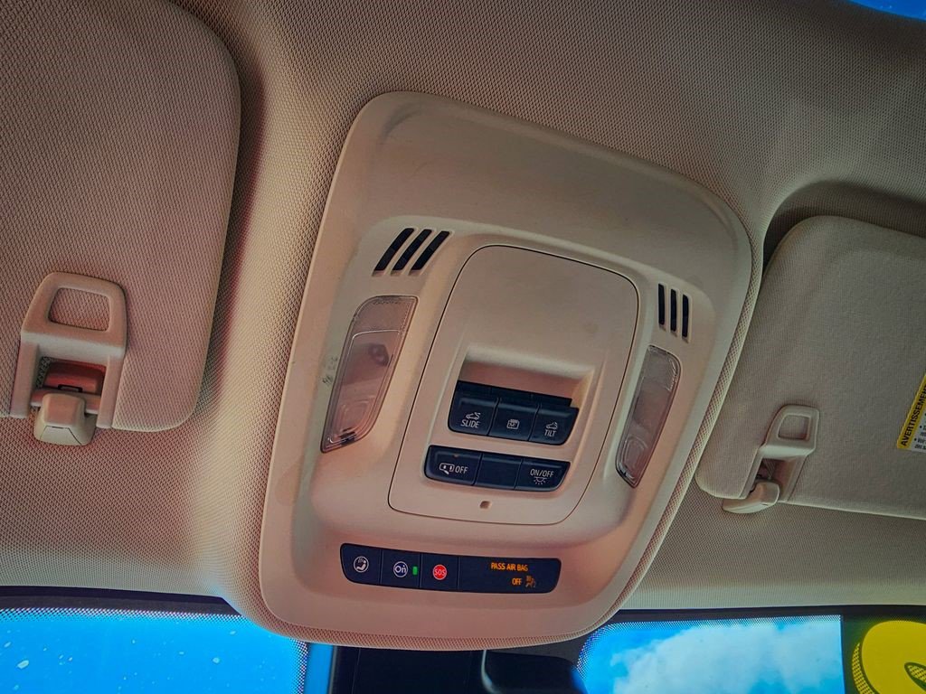 Certified 2023 Buick Envision Essence w/ Sport Touring Package image 30